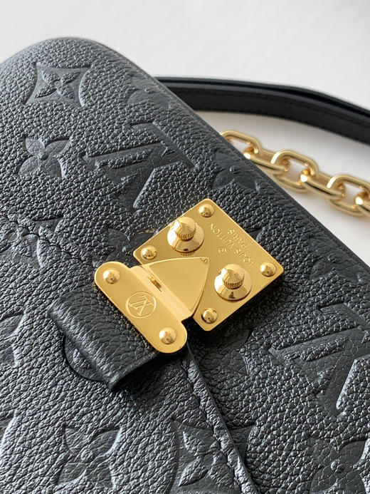 秋冬特惠💰1550 渠道级LV【全钢五金 MB163c01变码芯片】te级LV 全套包装 M46595黑色 本款Pochette Métis East West手袋 商品图4