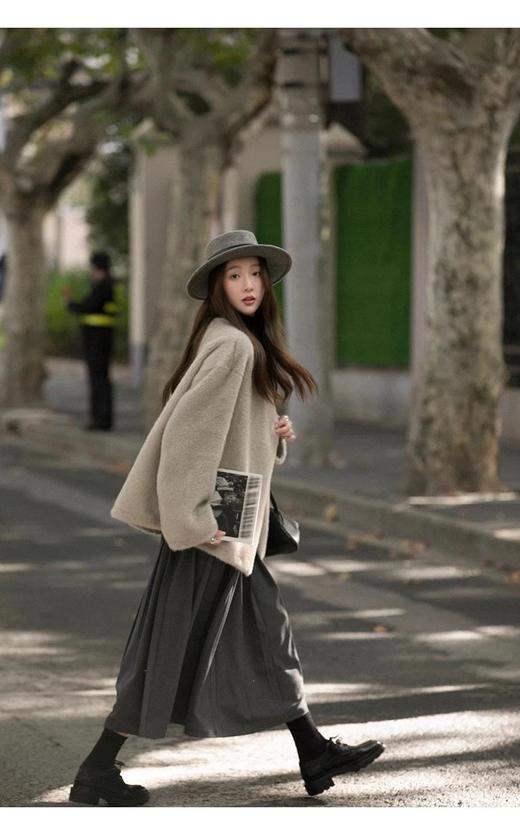 （预售七天发）【高品质私服】【在逃千金欧貂绒外套】丰盈饱满的欧貂绒面料，毛感蓬松~很有分量感，十分保暖蓄温【无标出货 介意慎拍】WD 商品图7