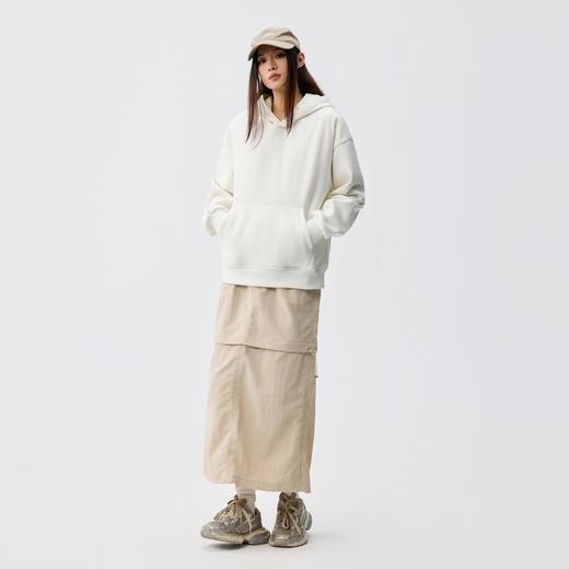 J.S.WANGZI  连帽轻薄鹅绒卫衣 JS5663  圆领轻薄鹅绒卫衣 JS5662 男女同款，无性别穿搭；90%绒子含量，锁温保暖；三色可选；高密舒适面料； 商品图3