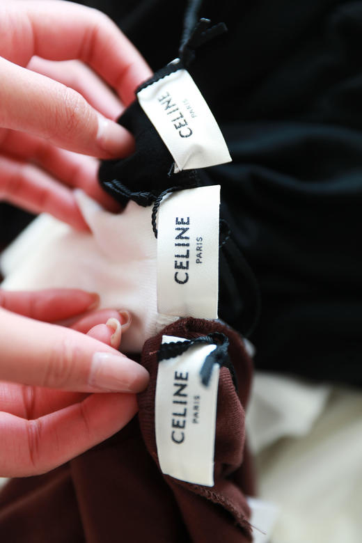 摩登肌理打底衫，胸口小标刺绣。高领设计法式名媛长袖衫C112460 商品图1