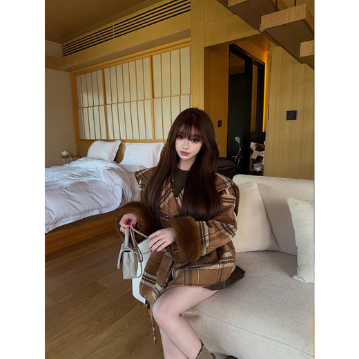 LINCHAOZHANG【南瓜慕斯】LW250173 格纹毛呢外套 商品图3