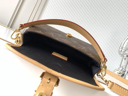 秋冬特惠💰1130 渠道级LV 【全钢五金 MB163c01变码芯片】te级LV 全套包装 M83298老花 女士斜挎包 商品图7