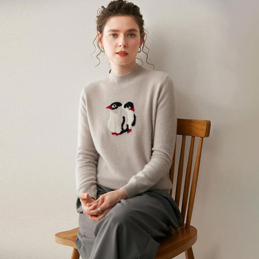 「自」全新升级【铂金会员413/天猫559/差价146】(05244)洛诗琳新款企鹅提花毛羊毛衫2025秋冬百搭拼色圆领针织毛衣 商品图1