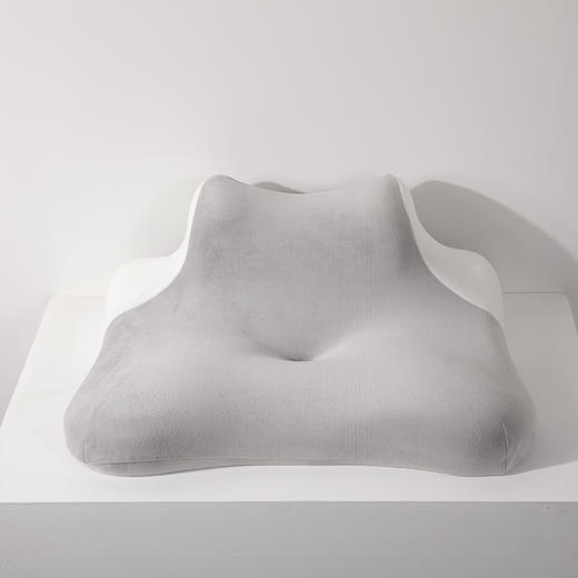 【品牌直发】加倍生活 多功能宝宝绒趴趴枕 秋冬新款牛奶绒手机趴睡枕 枕头枕芯 商品图4