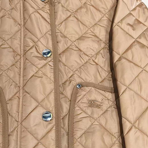 BURBERRY 巴宝莉 女士菱形绗缝尼龙短款外套棉服 驼色 8084151 A7026 商品图2