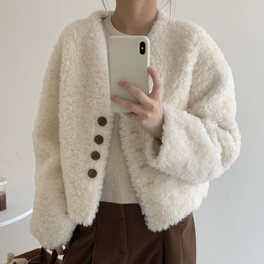 丁摩100绵羊羔毛韩版2025冬季新款羊剪绒皮毛一体皮草外套女v领短款ALW2511-5 商品图1