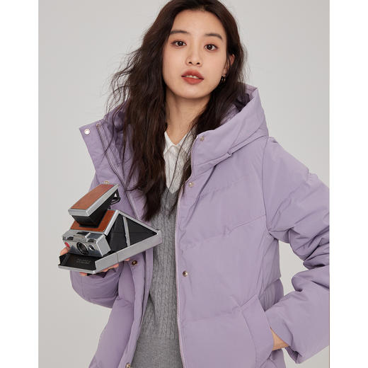【年终特卖】熙世界枣红色羽绒服女款2025冬季新款90%白鸭绒保暖短款外套连帽 商品图2