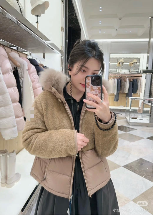 1125-6 极限特惠48H 圆正渠道货 忙可泰迪款 连帽拼接羽绒服 我穿3码 商品图5