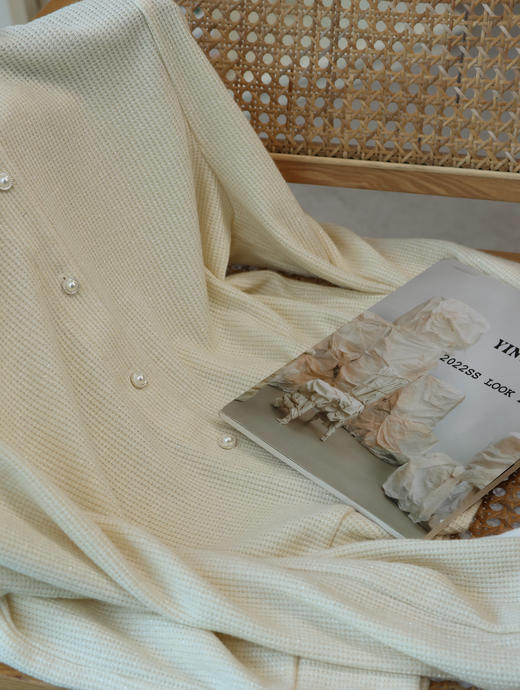 致美仙旅|减龄花边珠扣开衫 商品图5