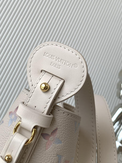 秋冬特惠💰1340 渠道级LV【全钢五金 MB163c01变码芯片】te级LV 全套包装 M25673渐变丝印 本款 All In BB 手袋 商品图7