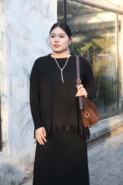 一周发货【薄绒蕾丝花边套头衫】「浪漫蕾丝边」软fufu莱塞尔套头衫｜弧形裁切自带层次感，宽松衣身藏肉绝了！！！韩国出口款，成分莱赛尔29% 棉29% 聚酯纤维30%氨纶12% 商品图11