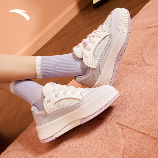 安踏皎月丨板鞋小白鞋秋季新款经典百搭女子休闲运动鞋122548032 商品图1