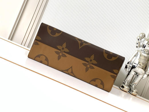 秋冬特惠💰1260 渠道级LV【全钢五金 MB163c01变码芯片】te级LV 全套包装 款号M45320黑皮肩带托特大号 商品图3