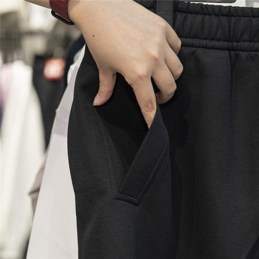 【299任选2件】安踏运动裤男子2025秋季新款宽松束脚休闲针织卫裤长裤152538307 商品图2