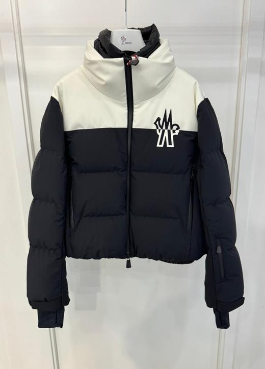 女款短款立领羽绒服he018 商品图0