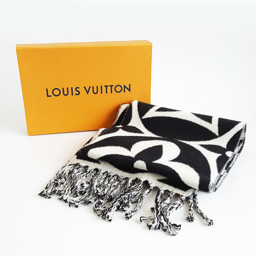 【98新闲置】LV路易威登M79212黑白MEDALLION羊毛流苏围巾中性款251025NJS17 商品图1