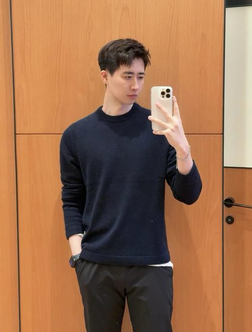 【高品质私服】【陈伟霆同款羊毛衫】进口100%羊毛，纤维细如蚕丝，触感软如云絮！可商务可休闲【无标出货 介意慎拍】WD 商品图3