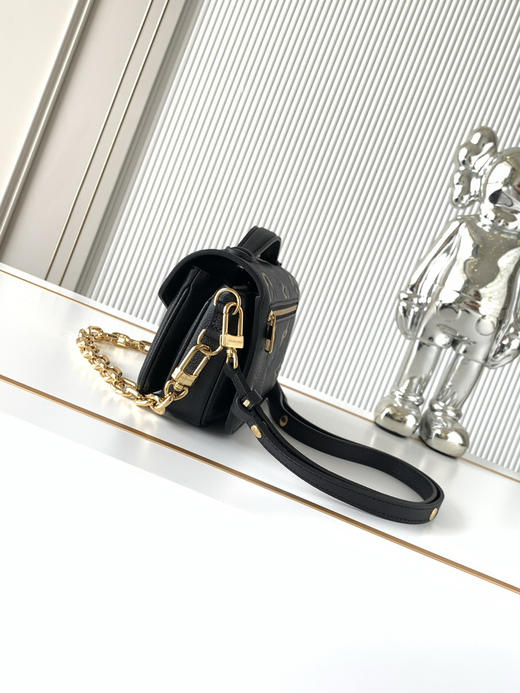 秋冬特惠💰1550 渠道级LV【全钢五金 MB163c01变码芯片】te级LV 全套包装 M46596黑色丝印  本款Pochette Métis East West手袋 商品图1