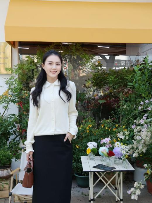 致美仙旅|减龄花边珠扣开衫 商品图0