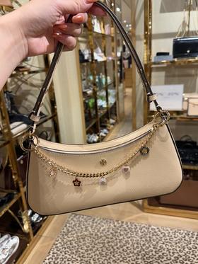 到手价2380元 TB新款Emerson新月包腋下包，配可拆卸小挂饰，包身超级轻便！肩带可以调节，单肩背/手提包任意切换 美国代购，无中文标签，介意慎拍