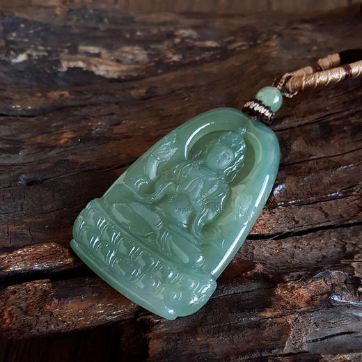 【天然正品】A货翡翠天然无杂裂冰种绿色观音翡翠（平安、吉祥）吊坠项链55.8*35.1*5.0MM（皆取最大值）男士、中性131125NJM41特价：1280 商品图4