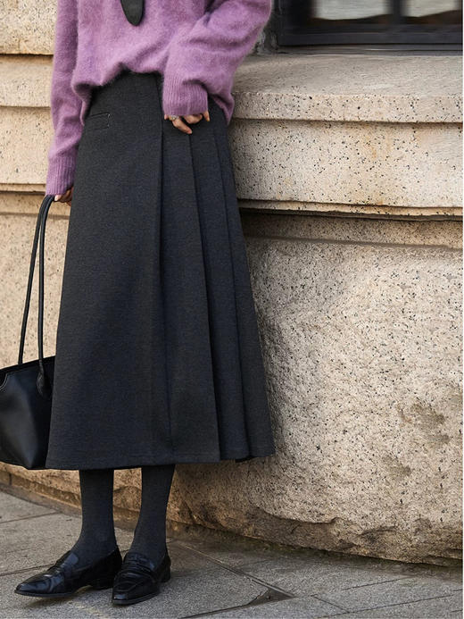 冬季软糯厚款遮胯显瘦百褶智性半身裙 商品图0