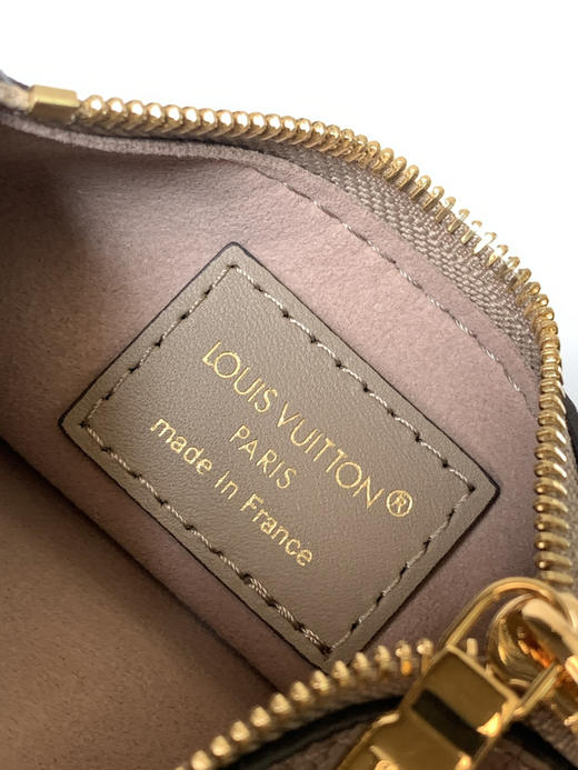 秋冬特惠💰1290 渠道级LV【全钢五金 MB163c01变码芯片】te级 全套包装 M13045大象灰压印 本款All In BB手袋 商品图7