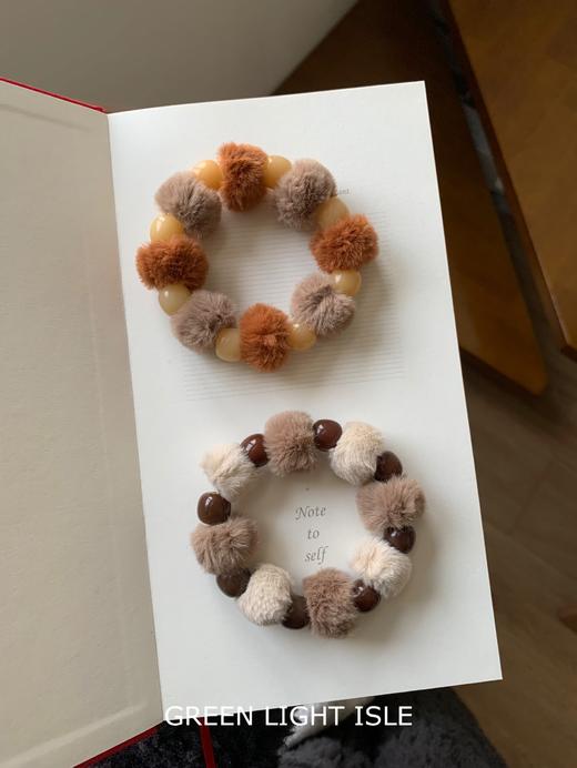 【焦糖栗栗】“圣诞限定福利款”菩提子绒球手串 商品图1