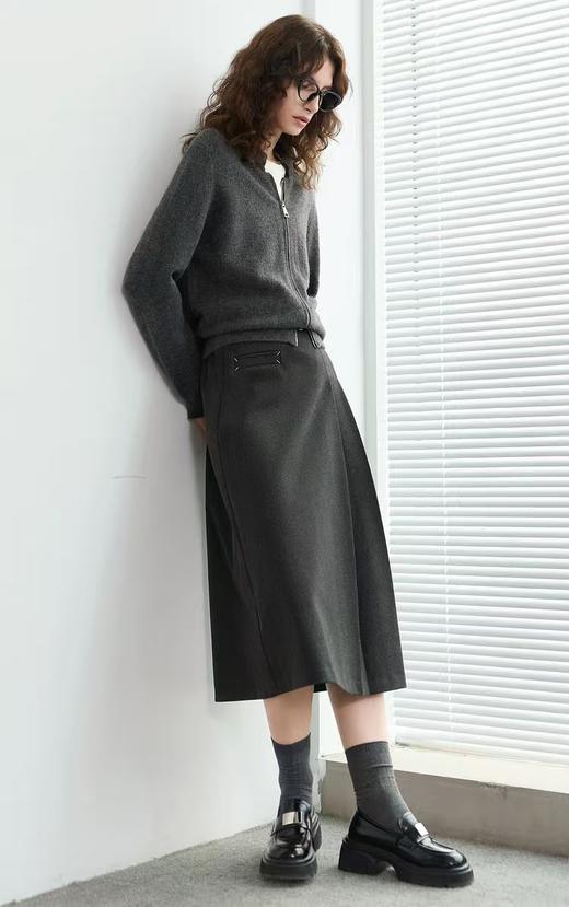 冬季软糯厚款遮胯显瘦百褶智性半身裙 商品图6