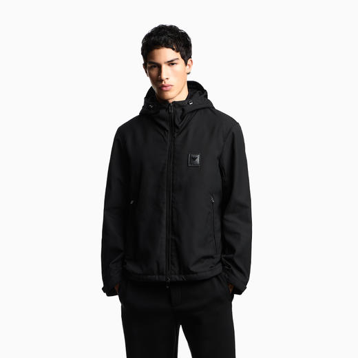 EMPORIO ARMANI 阿玛尼 男士徽标贴片带帽尼龙外套 黑色 EM003417 AF18264 UC001 商品图1