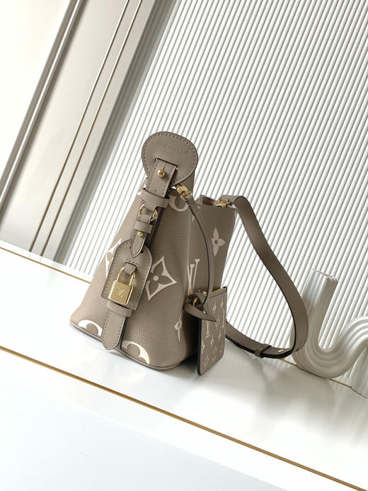 秋冬特惠💰1290 渠道级LV【全钢五金 MB163c01变码芯片】te级 全套包装 M13045大象灰压印 本款All In BB手袋 商品图2