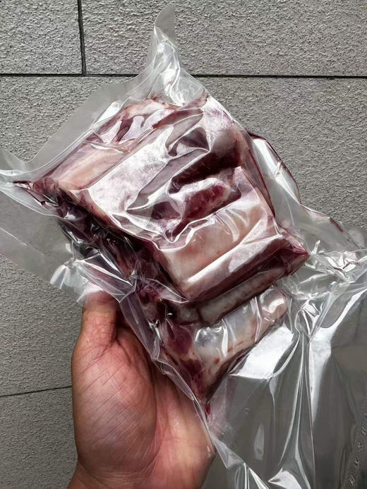 【顺丰空运】【云南大南美拉祜族放山黑土猪肉SGS检测】粮食喂养，养足365天，深山老林放养的黑猪，肥而不腻，瘦而不柴基地直邮 商品图3