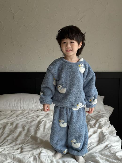 元气多巴胺~2025新款儿童云朵绒卡通家居服套装宝宝冬季加厚睡衣裤套装 商品图5