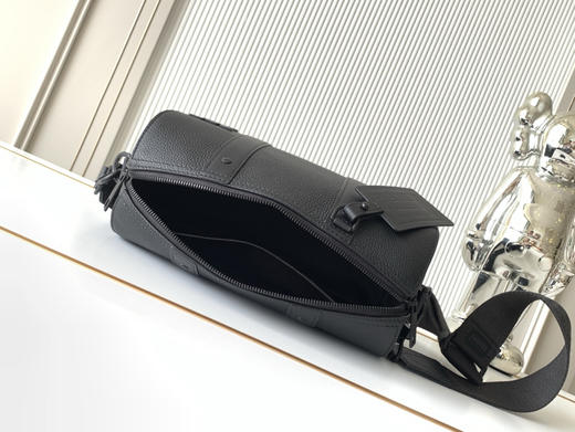 秋冬特惠💰1350 渠道级LV【全钢五金 MB163c01变码芯片】te级LV 全套包装 M59255黑色 本款City Keepall手袋 商品图8