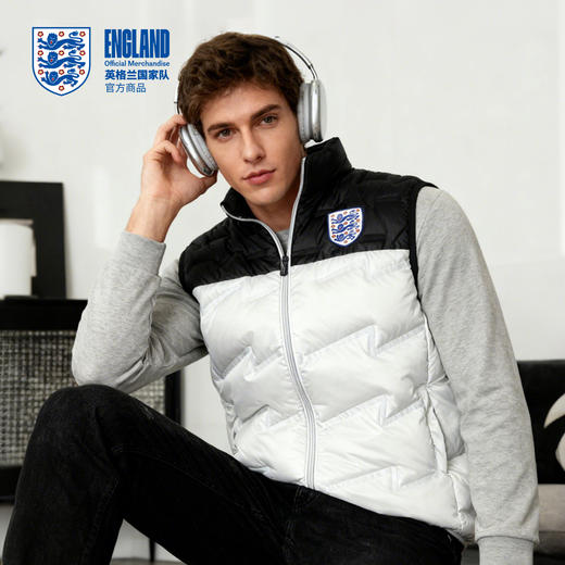 【官方正版】英格兰国家队 | 黑白拼色马甲秋冬保暖羽绒马甲 商品图2