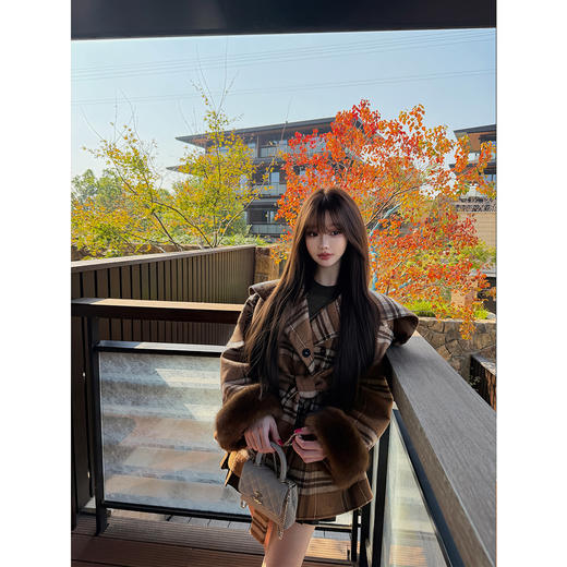 LINCHAOZHANG【南瓜慕斯】LW250173 格纹毛呢外套 商品图4