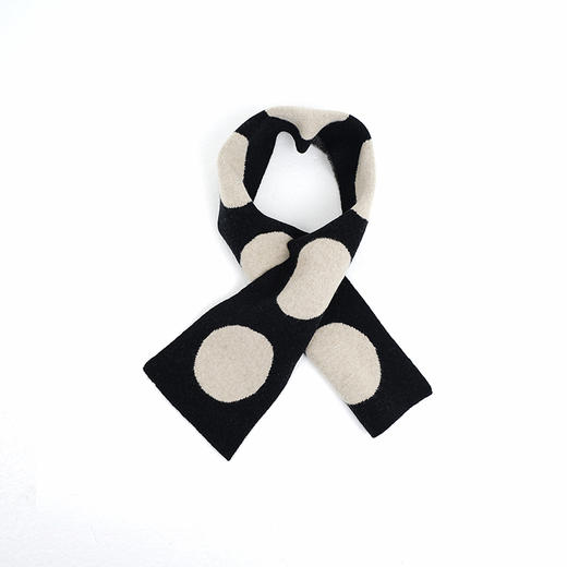 JO GORDON Small Spot Scarf 羊羔毛黑白圆点围巾 商品图2