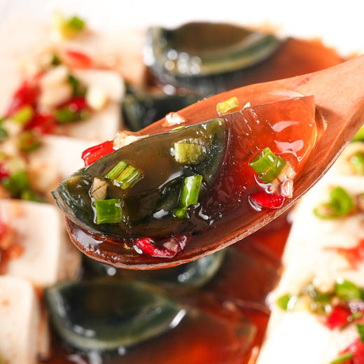 【杨博士自营】松花皮蛋10枚   慢腌60天 无铅工艺制作 晶莹溏心 自然松花 单枚克重:60g 商品图5