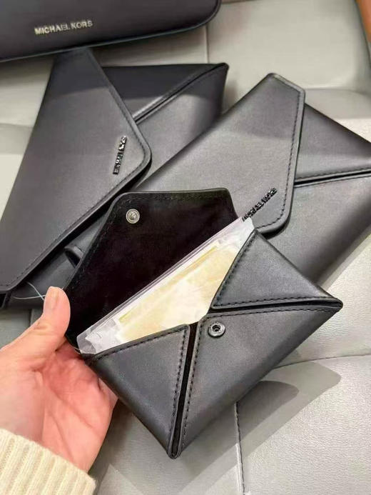 清仓特价🉐599￥🇺🇸直邮，mk专柜款三合一手包钱包卡包，黑色全皮 商品图1
