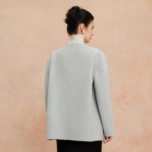 QH962斯尔丽2025新款圆领老钱风松弛感简约宽松保暖显高显瘦大衣 商品图1