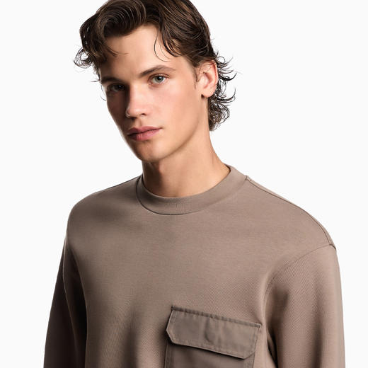 EMPORIO ARMANI 阿玛尼 男士徽标贴片 ASV 双面针织运动卫衣 淡褐色 EM002925 AF10013 U6189 商品图3