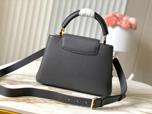 秋冬特惠💰1750 渠道级LV 新品 te级LV 动态芯片 M13714/M48865黑拼樱桃链条 本款Capucines手袋 商品图2