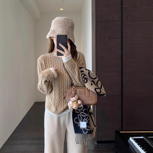 设计感小众！时髦拼接假两件绞花毛衣女针织衫秋冬2025新款！ 商品图1