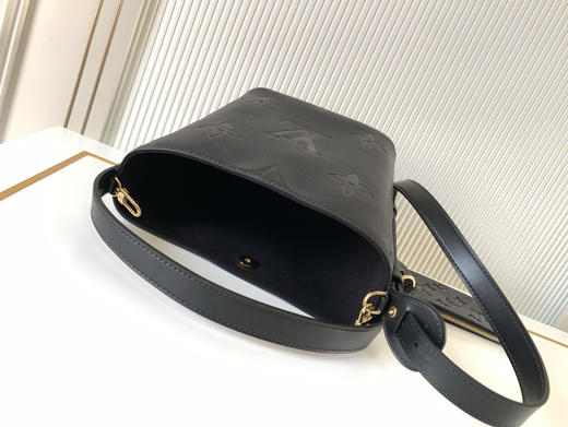 秋冬特惠💰1290 渠道级LV【全钢五金 MB163c01变码芯片】te级LV 全套包装 M13480黑色压花 本款All In BB手袋 商品图8