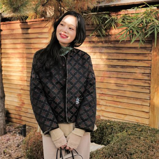 福小袄 柿蒂花叶纹羊毛桑蚕丝软绸 丝绒滚边羊驼绒新中式对襟棉衣 商品图3