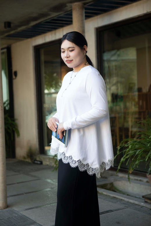 一周发货【薄绒蕾丝花边套头衫】「浪漫蕾丝边」软fufu莱塞尔套头衫｜弧形裁切自带层次感，宽松衣身藏肉绝了！！！韩国出口款，成分莱赛尔29% 棉29% 聚酯纤维30%氨纶12% 商品图4