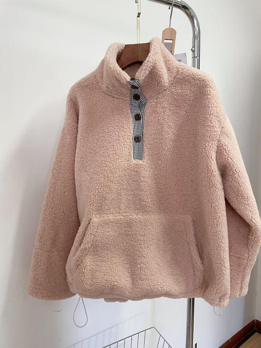 🌟秋冬懒人穿搭封神款🔥【AUChris甜糯卫衣羊羔毛格纹拼接抽绳套头外套AUC111201】把云朵穿在身上，👌舒适时髦还巨好搭❗️ 商品图4