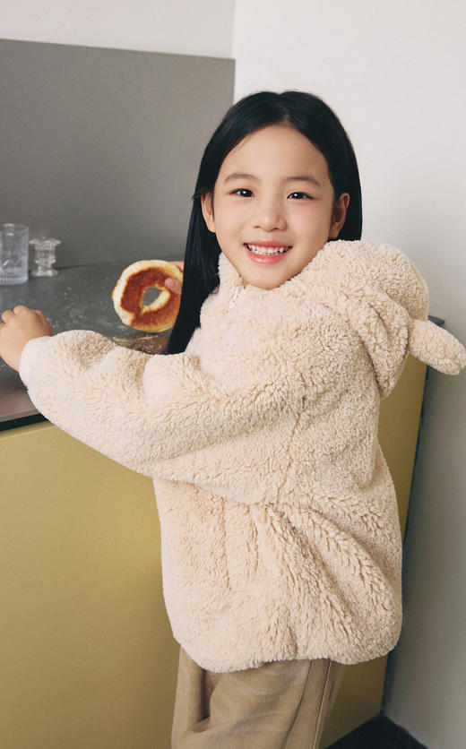 jnby  25年冬款  仿皮草  1P0T10830 商品图3