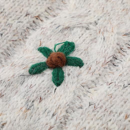 D112528秋冬季新款重工钩花圆领软糯毛衣女慵懒风宽松套头针织衫 商品图5