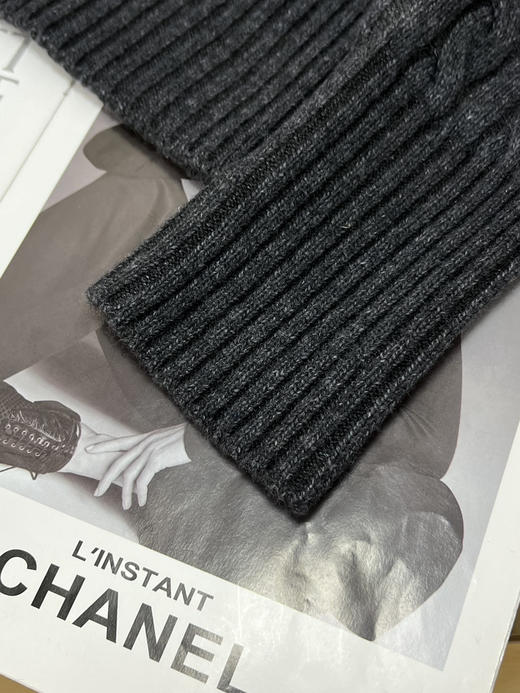 【秒杀价已调 直接拍】小禾 复古慵懒风 羊绒混纺 修身 麻花绞花 针织开衫 蕾丝显瘦圆领 温柔外套 商品图14